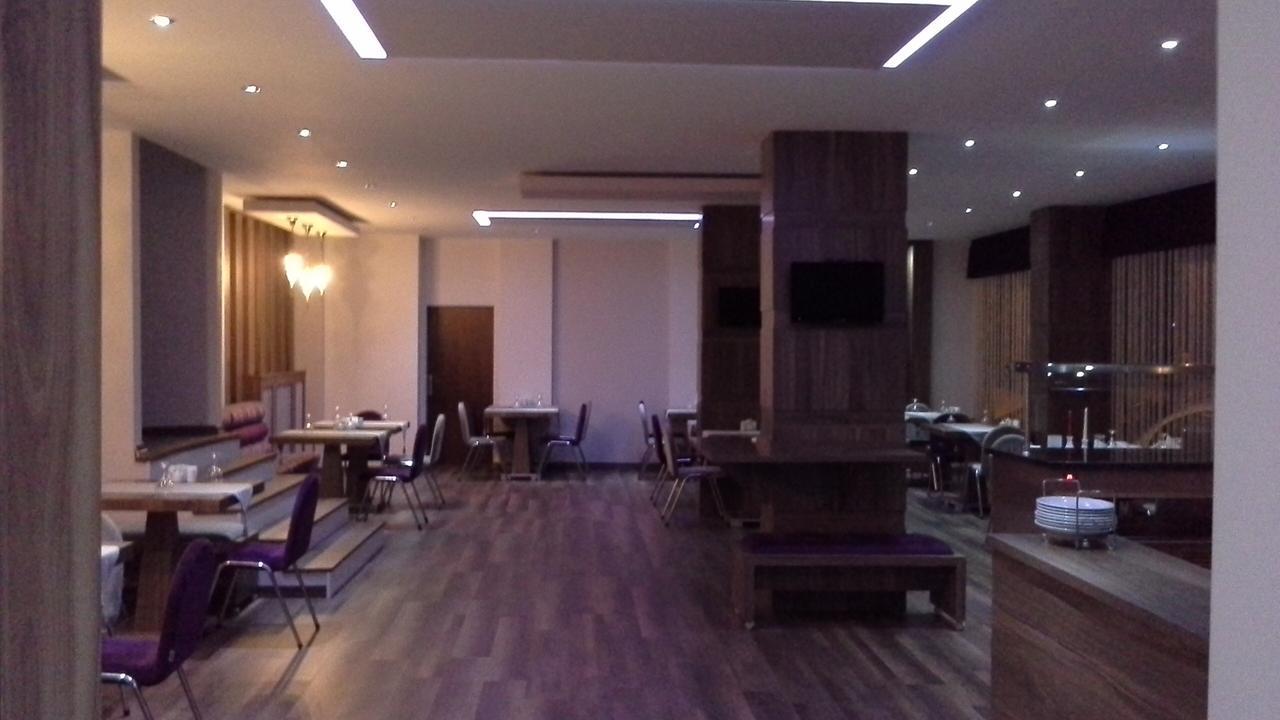 Hande Hotel Mustafakemalpaşa Buitenkant foto