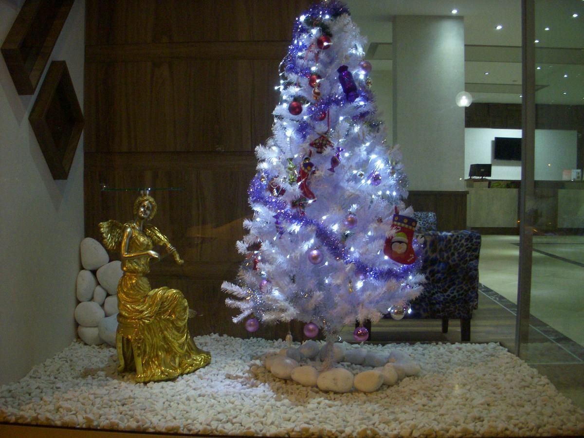 Hande Hotel Mustafakemalpaşa Buitenkant foto