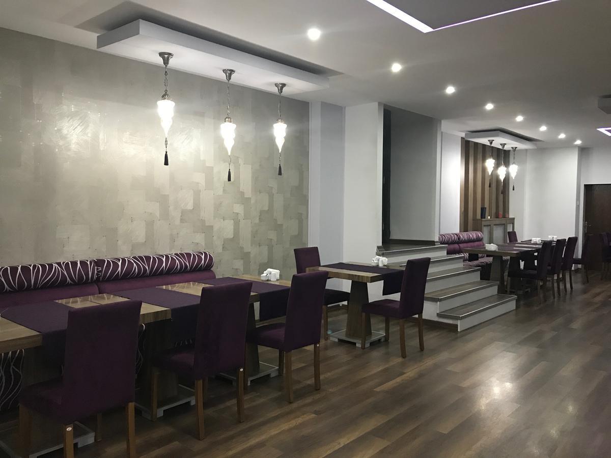 Hande Hotel Mustafakemalpaşa Buitenkant foto