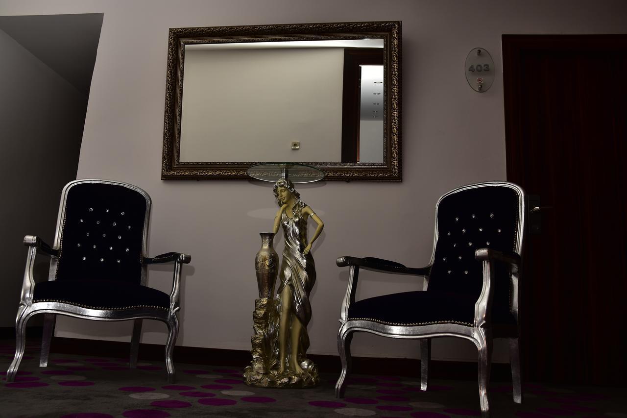 Hande Hotel Mustafakemalpaşa Buitenkant foto