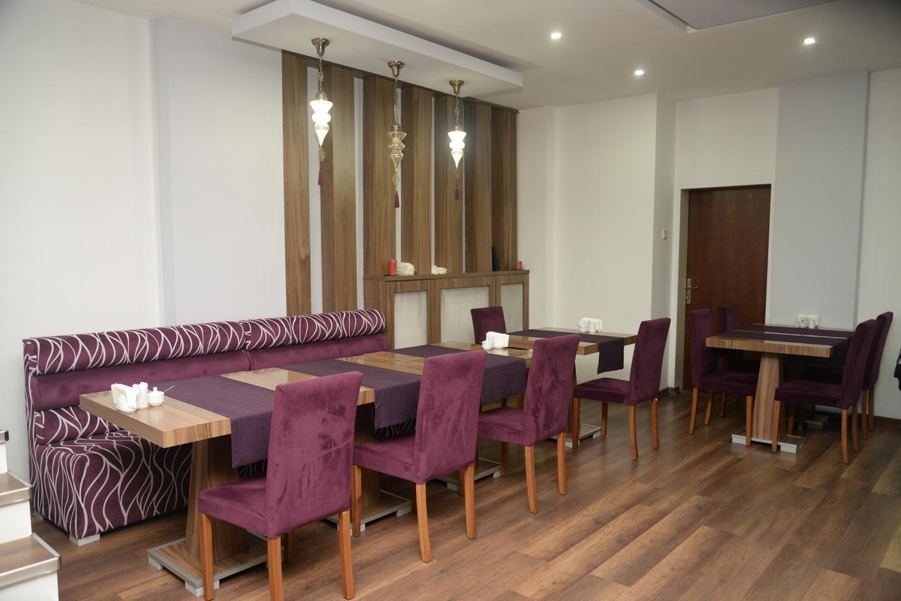 Hande Hotel Mustafakemalpaşa Buitenkant foto